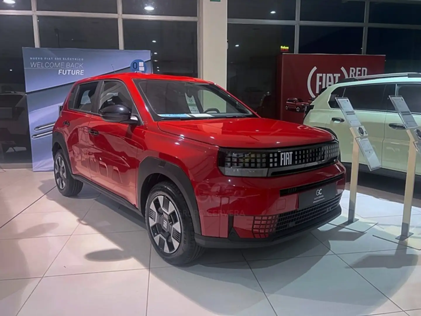 Fiat Grande Panda 1.2 MHEV Icon 81KW Rot - 2