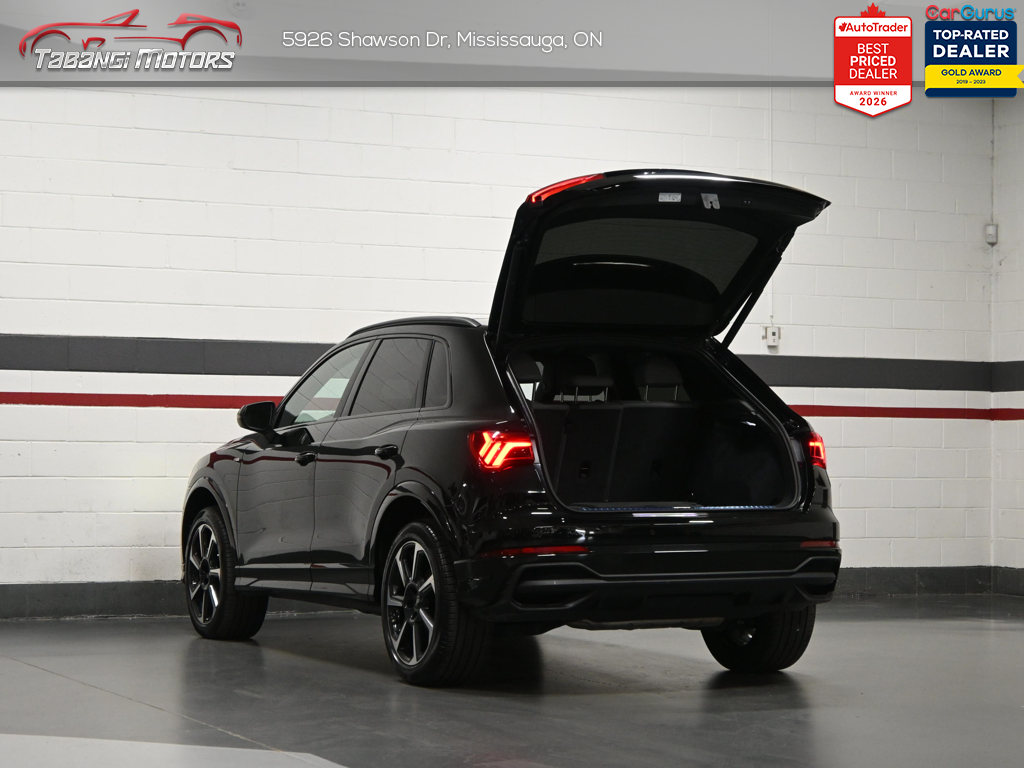 2024 Audi Q3 Technik S-Line Black Optics 360CAM SONOS Ambient