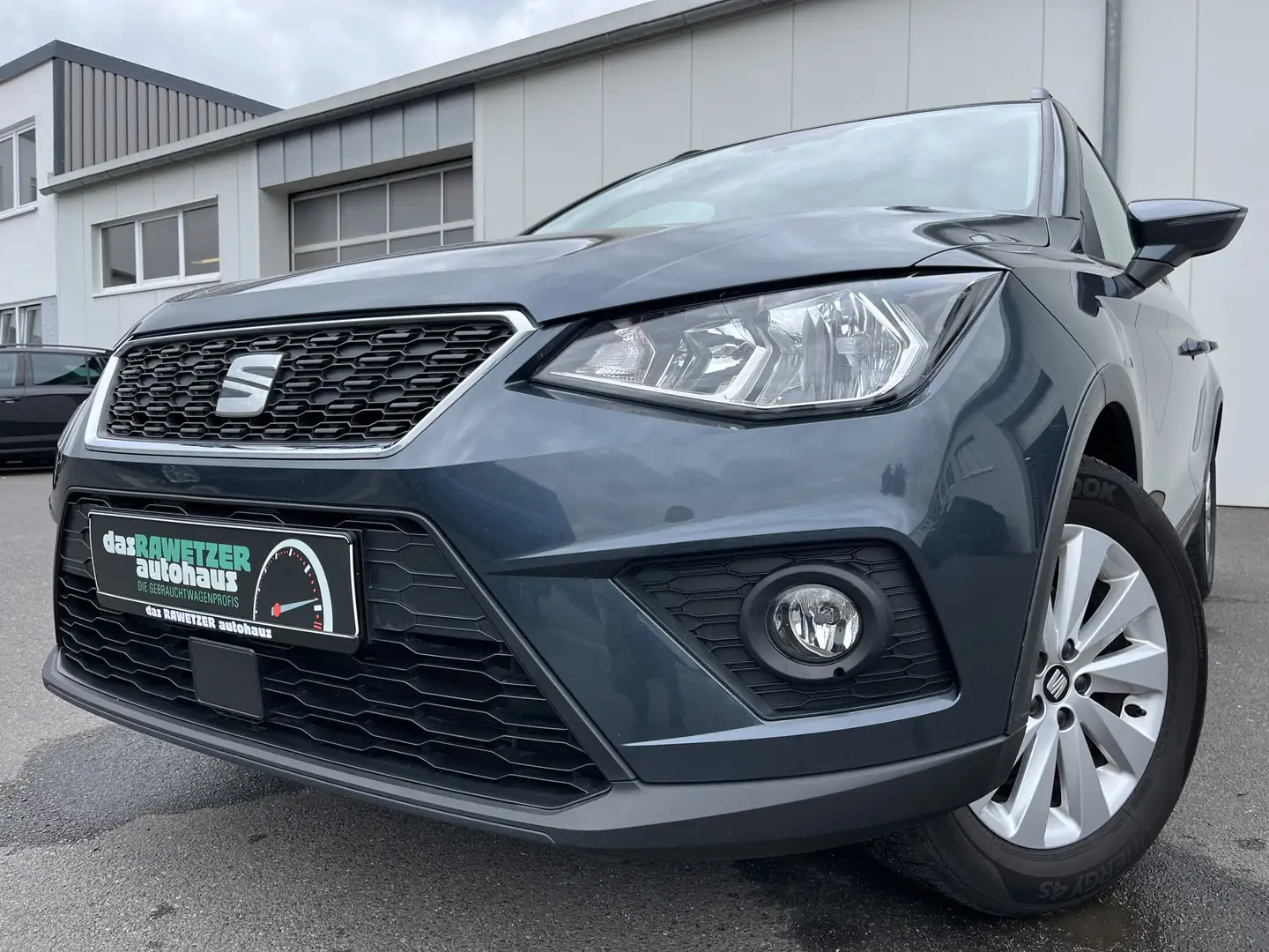 SEAT Arona 1.0 TSI Style 94€ m. 20% Anzahlung SHZ DAB PDC K Gris - 1