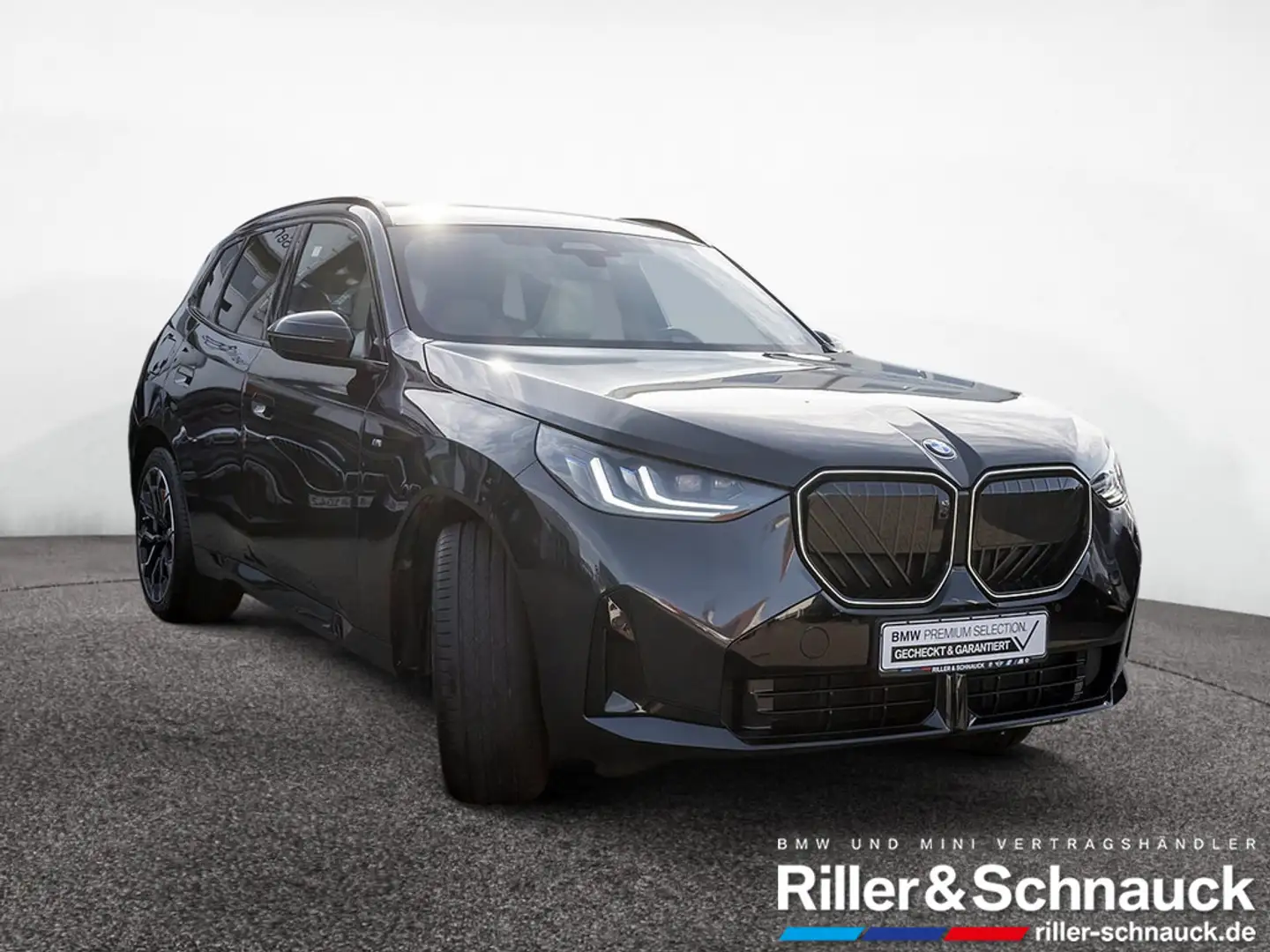 BMW X3 xDrive 20d M-Sport Pro AHK LED PANO 360° Grau - 2