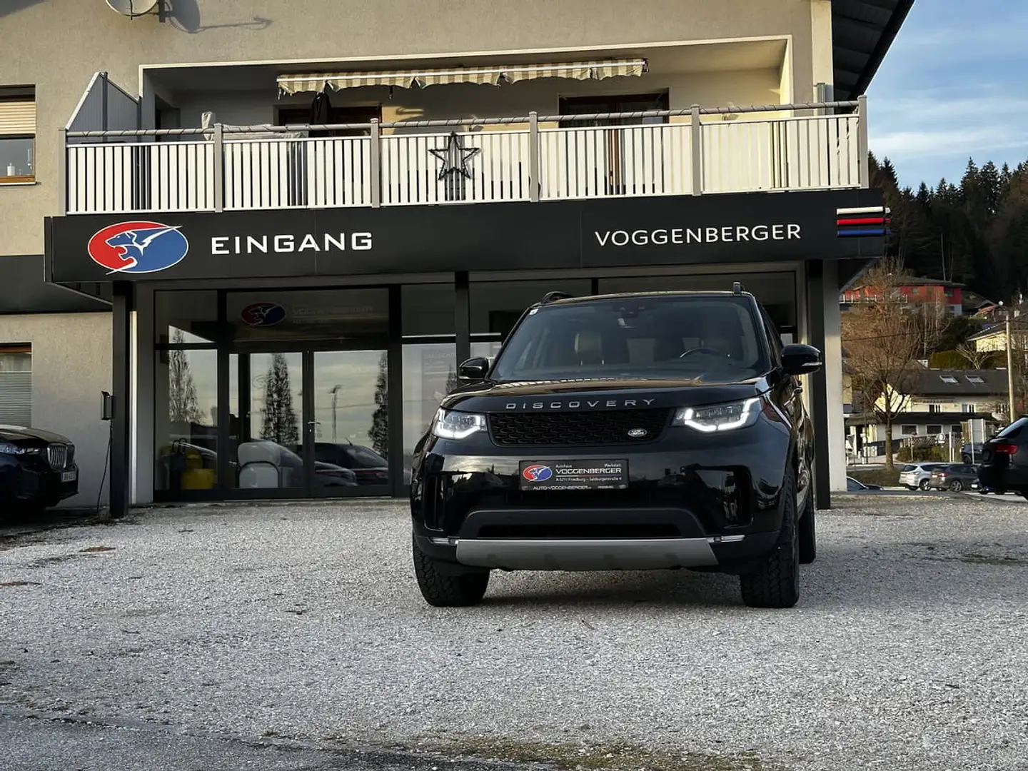 Land Rover Discovery Discovery TD4 S HSE Schwarz - 2