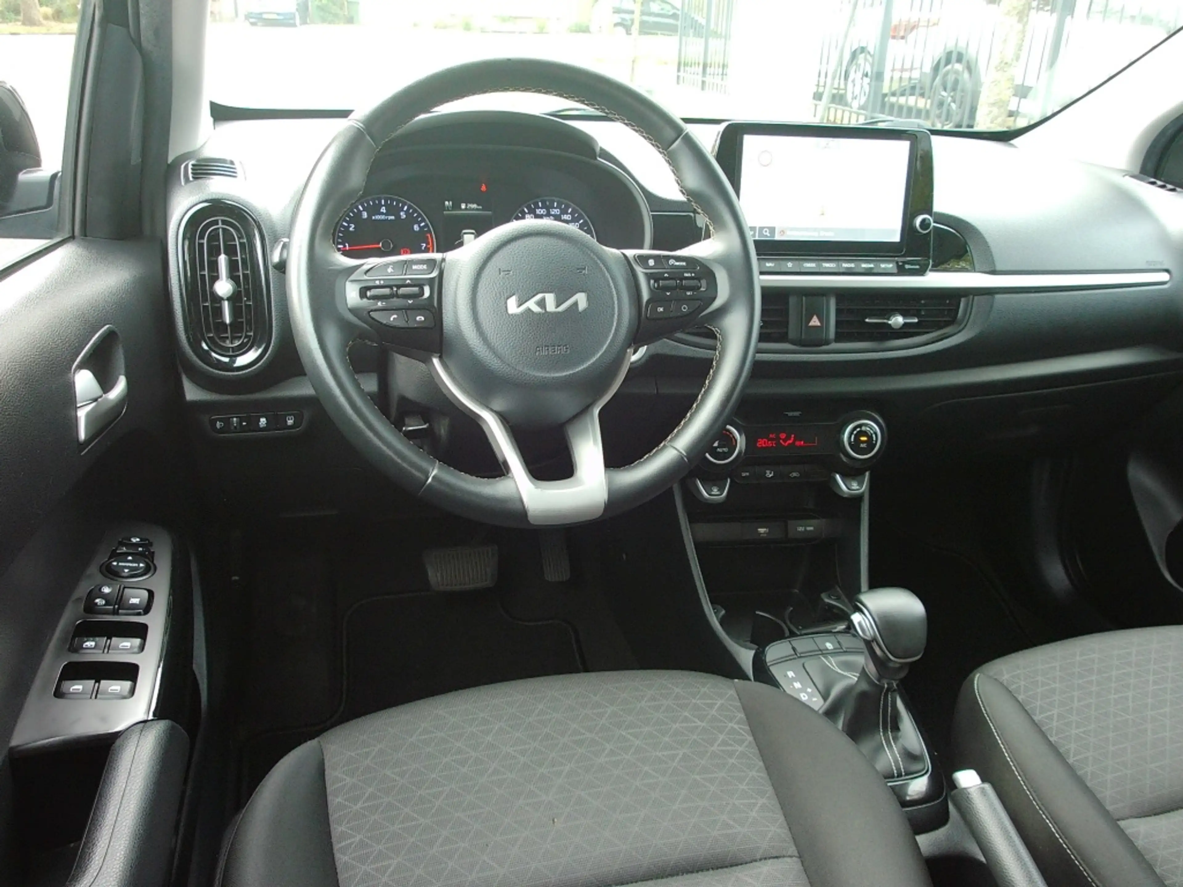 Kia Picanto 1.0 DPi AMT 67pk 4-zits DynamicPlusLine — photo 37