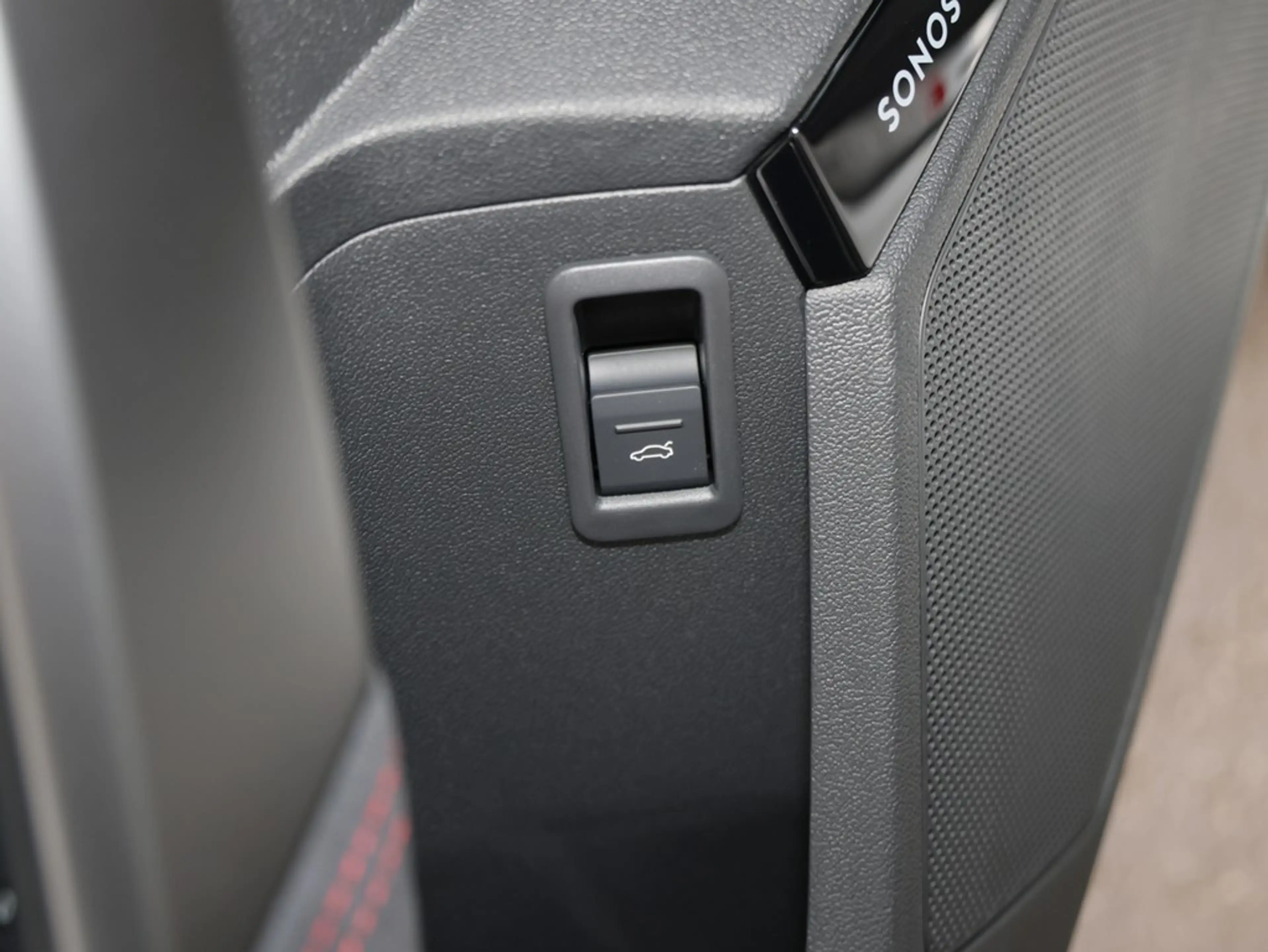 Audi RS3 RS 3 Limousine 294 kW S tronic — photo 9