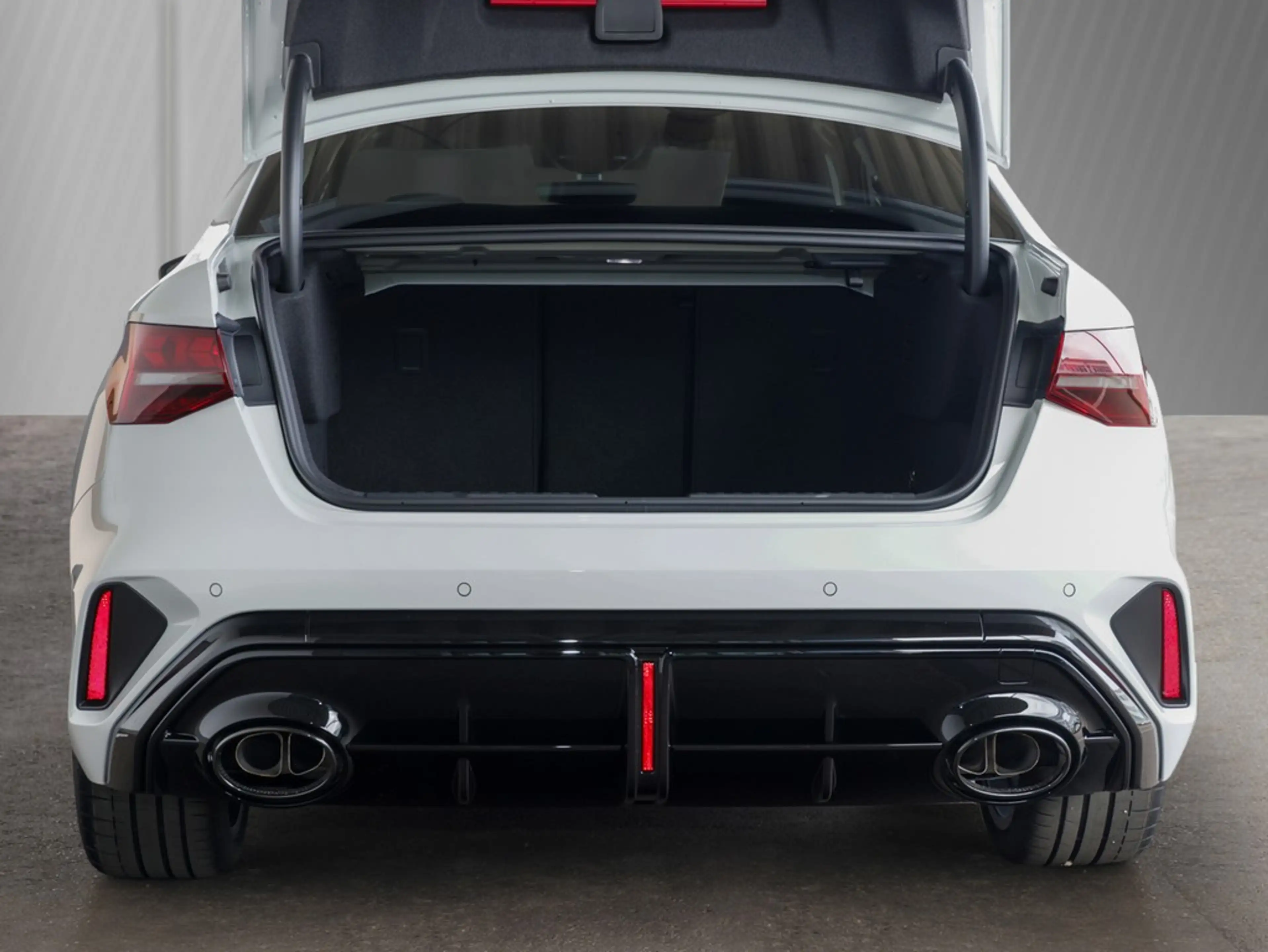 Audi RS3 RS 3 Limousine 294 kW S tronic — photo 6
