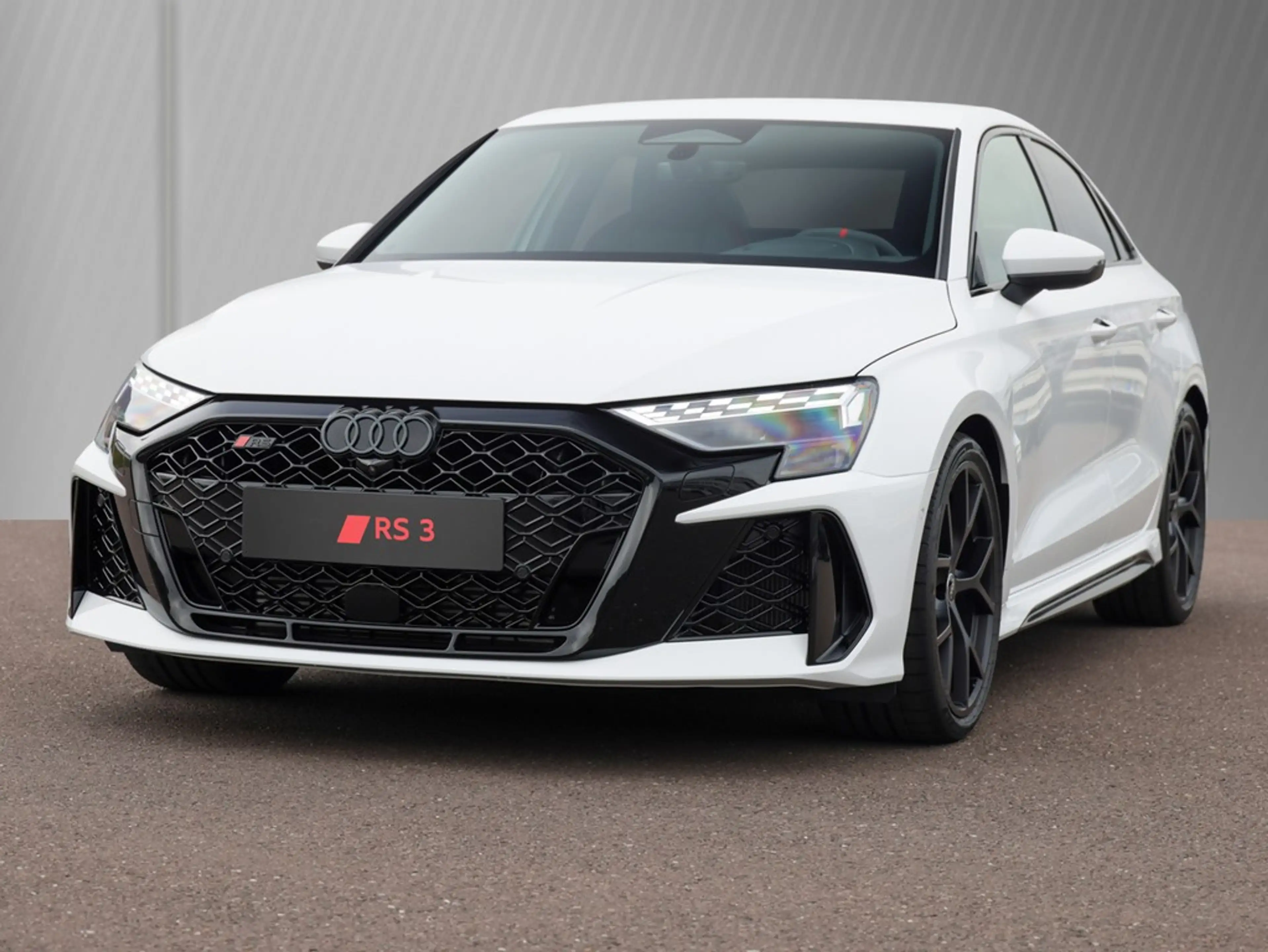 Audi RS3 RS 3 Limousine 294 kW S tronic — photo 2