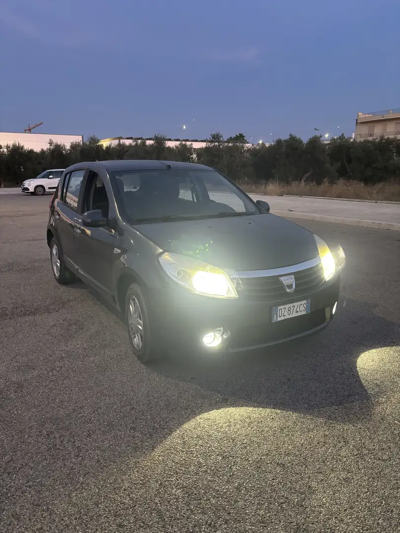 Dacia Sandero 1.5 dci Laureate 85cv - 1