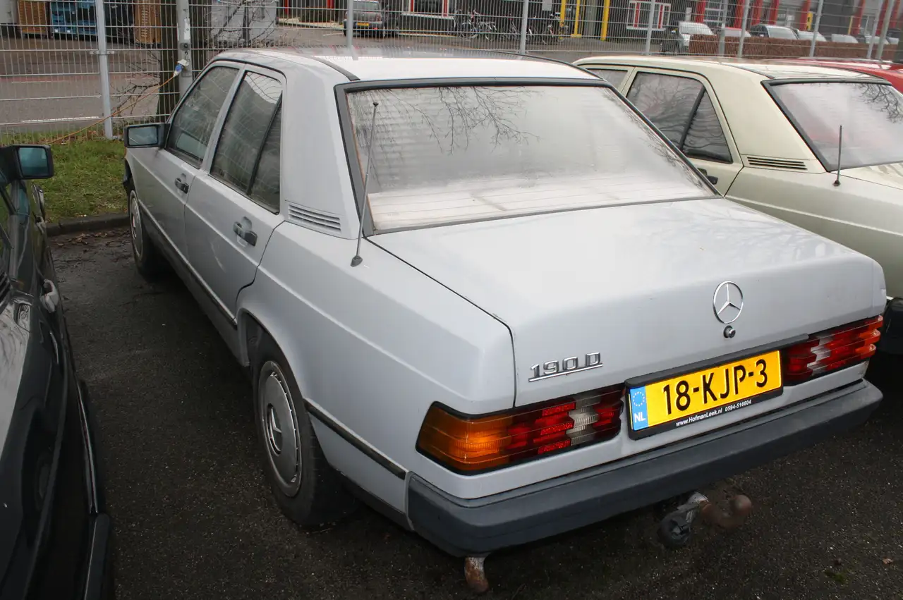 Mercedes-Benz 190D, foto 4