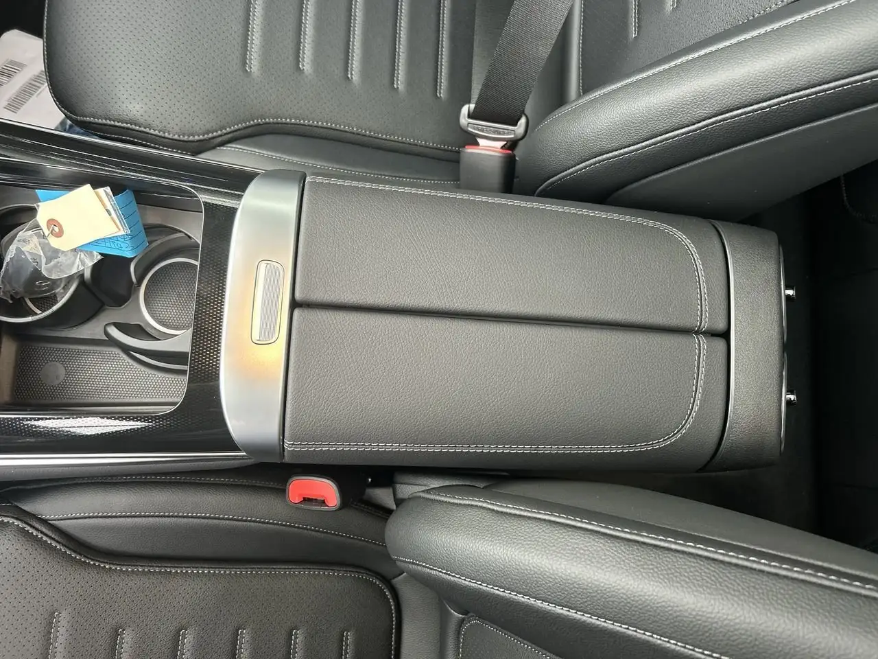 Mercedes-Benz GLC снимка Mercedes-Benz GLC