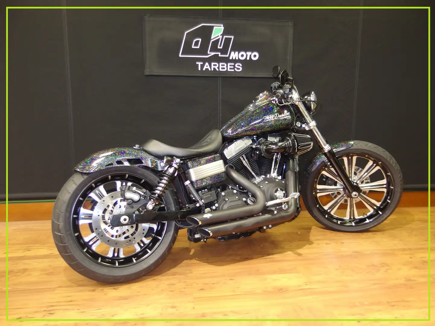Harley-Davidson Dyna Street Bob - 2