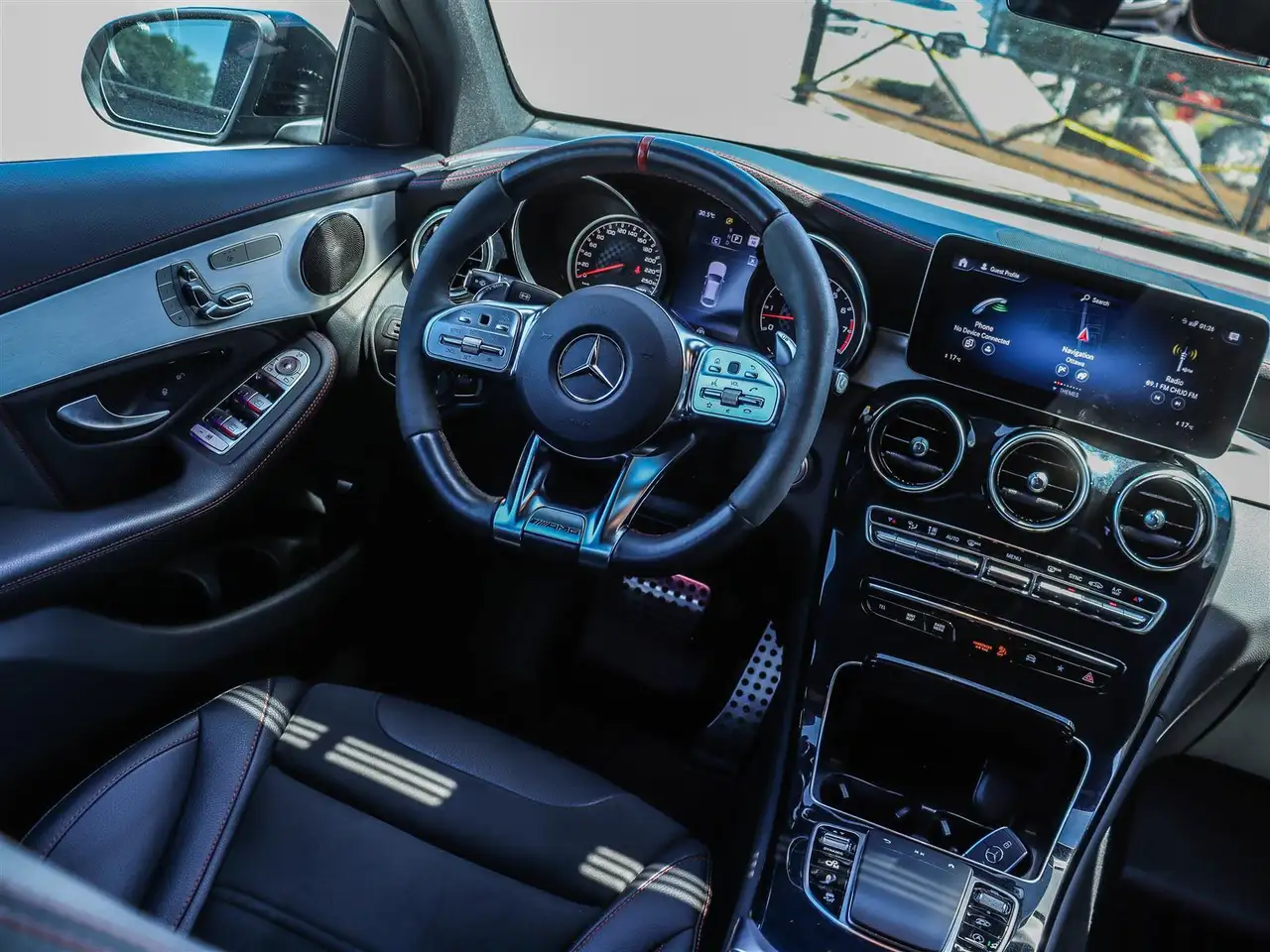 Mercedes-Benz GLC снимка Mercedes-Benz GLC