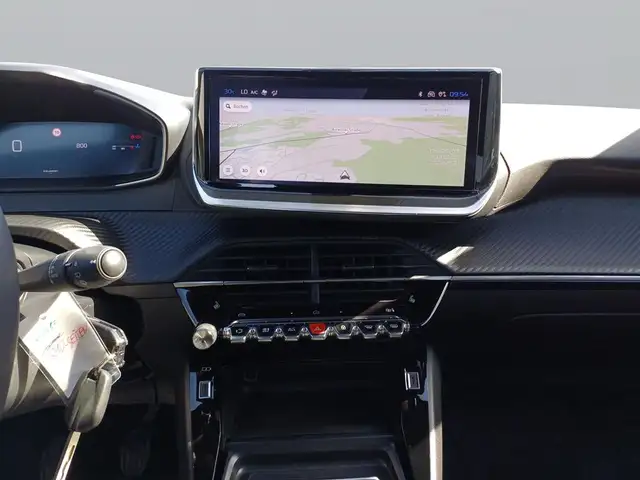 Peugeot 2008 view 12