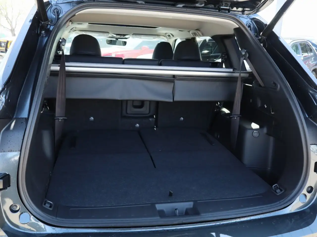 Mitsubishi Outlander снимка Mitsubishi Outlander