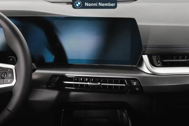 BMW 2 Series view 12