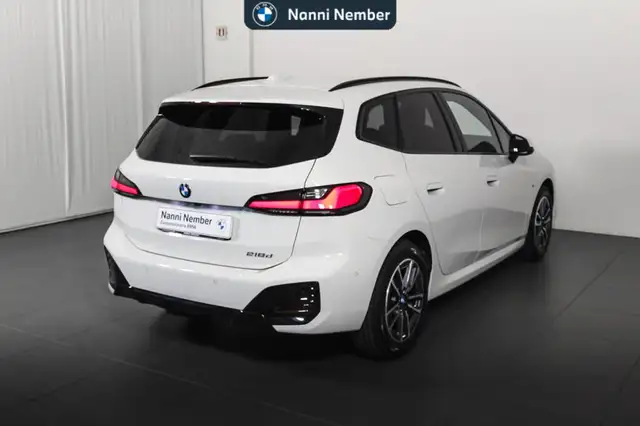 BMW 2 Series view 3