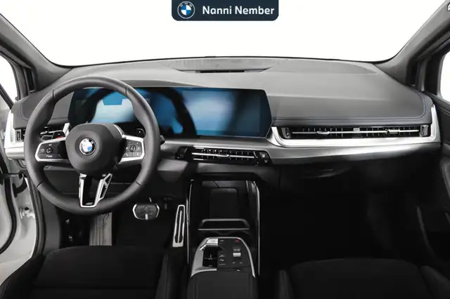 BMW 2 Series view 11