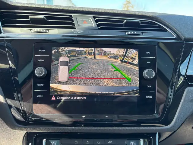 Volkswagen Touran view 13