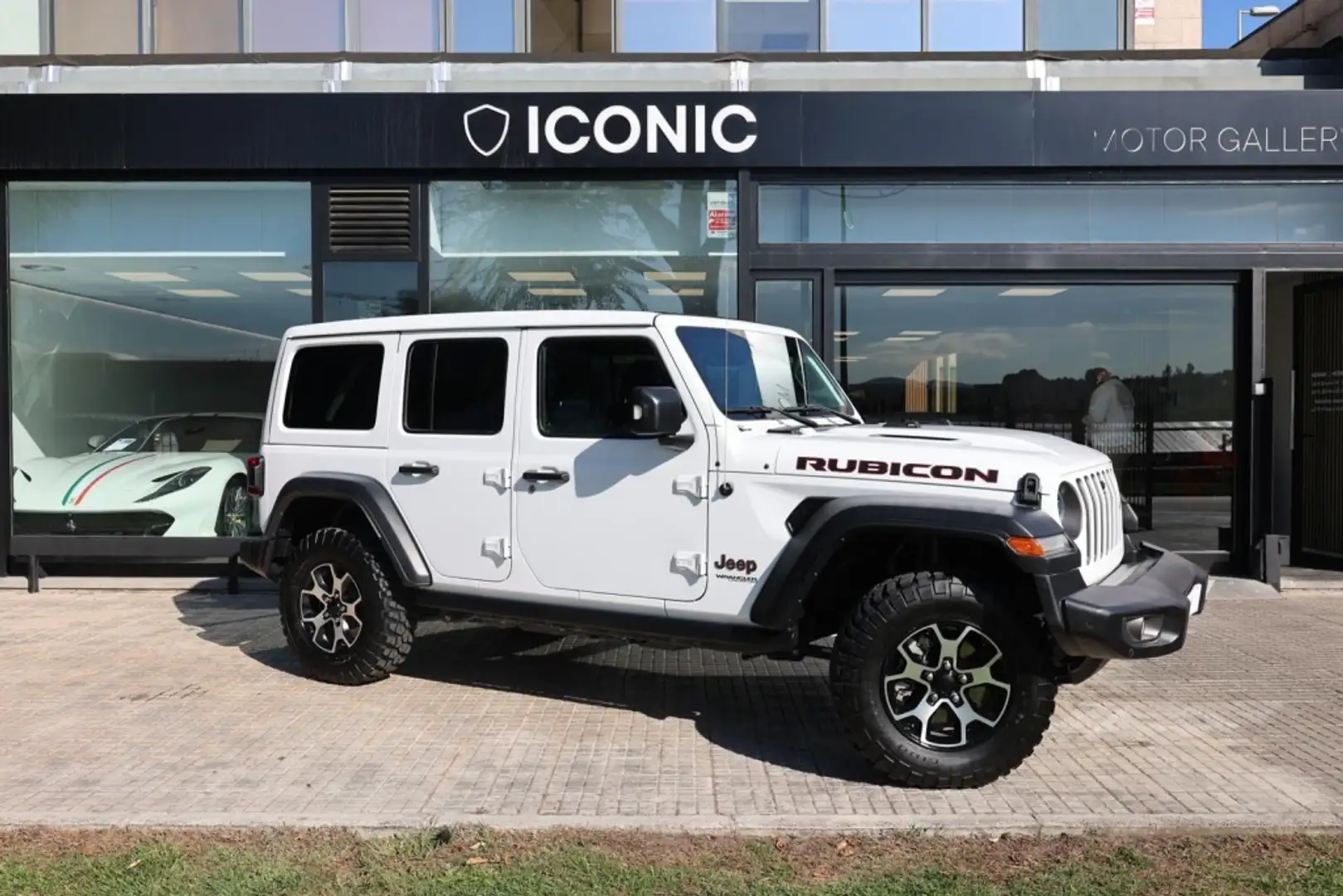 Jeep Wrangler Unlimited 2.0T GME Rubicon 8ATX Blanco - 1