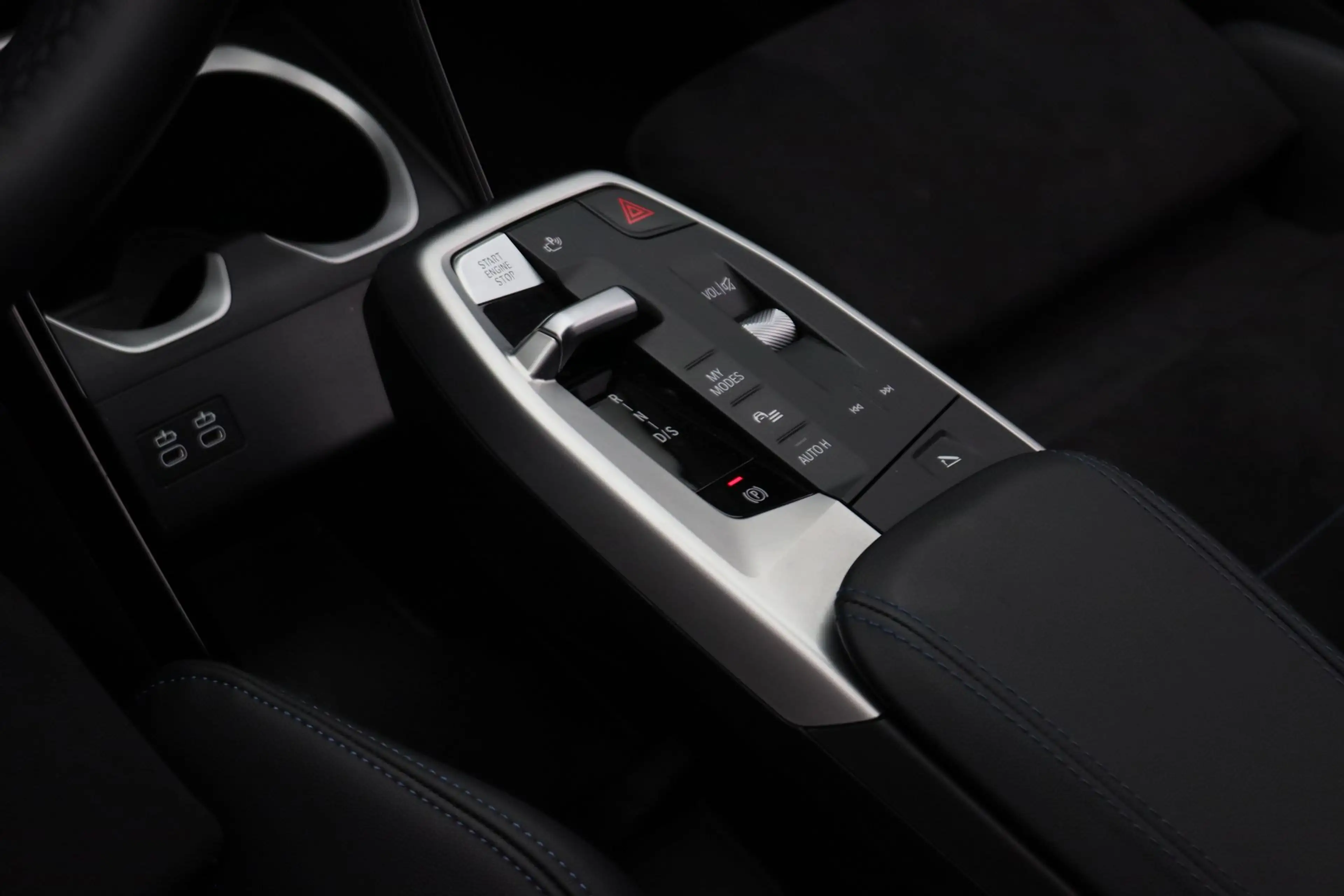 BMW X1 xDrive25e | M Sportpakket Pro | Stuurwielrand verw — photo 15