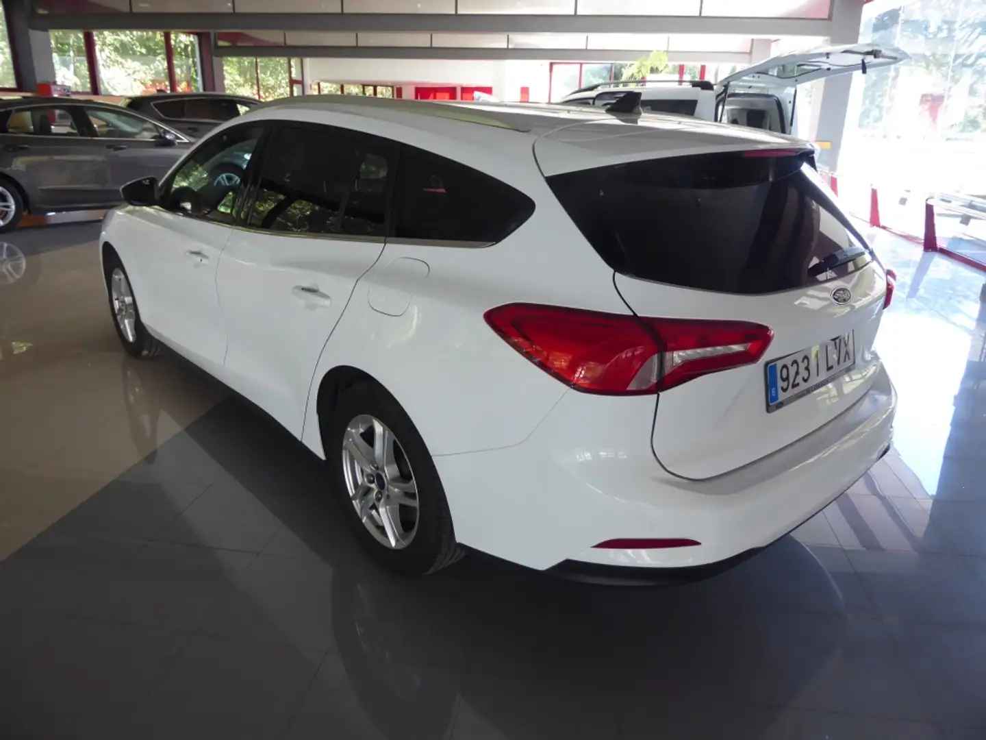 Ford Focus Sportbreak 1.5 Ecoblue Trend+ 120 Blanco - 2