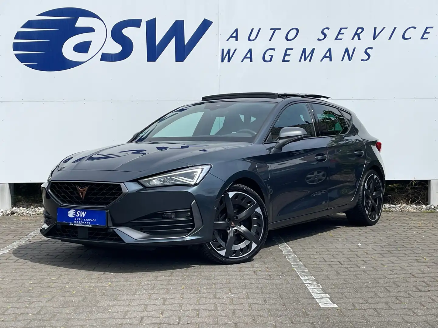 CUPRA Leon 1.4 e-Hybrid VZ Performance | Pano | 19 inch | Cam Grey - 1