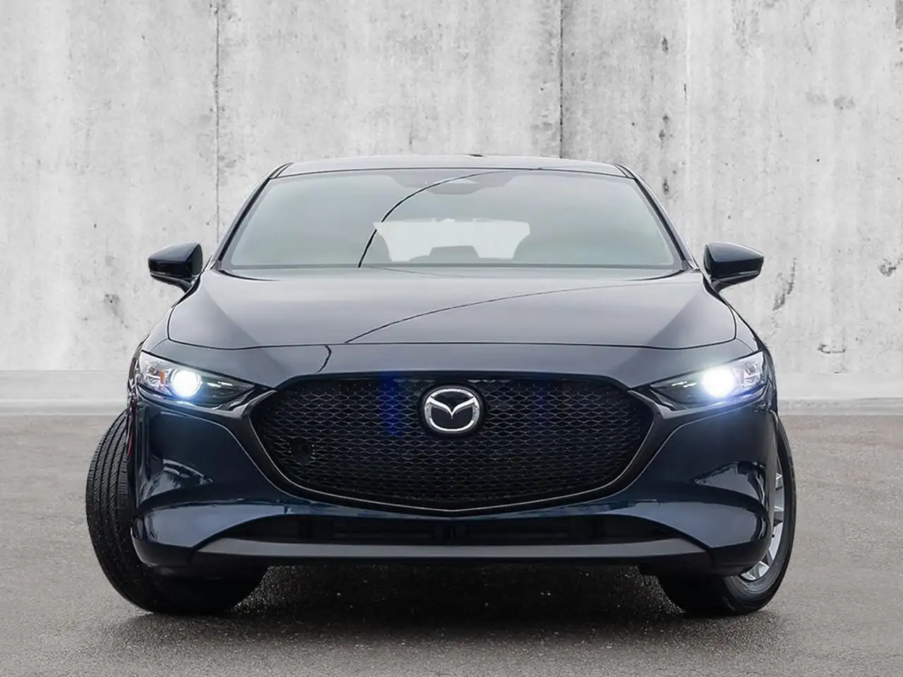 Mazda 3 снимка Mazda 3
