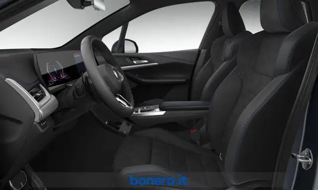 BMW 2 Series view 4