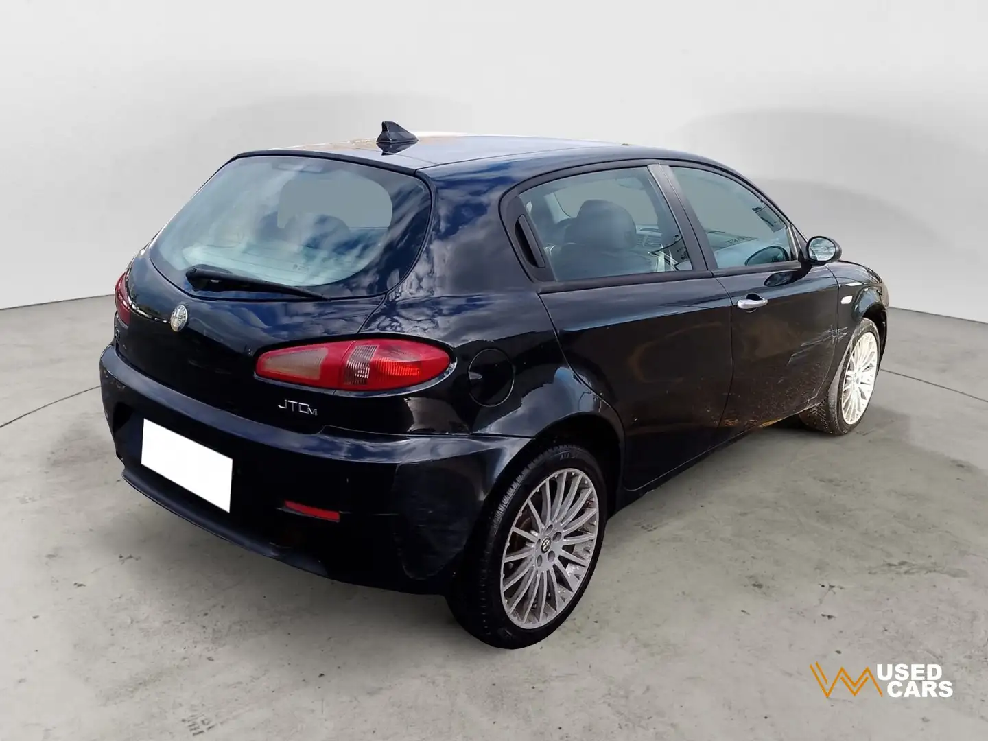 Alfa Romeo 147 147 5p 1.9 jtd Distinctive 120cv Negro - 2