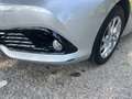 Toyota Auris 1,8 VVT-i Hybrid Edition 45 Silber - thumbnail 14