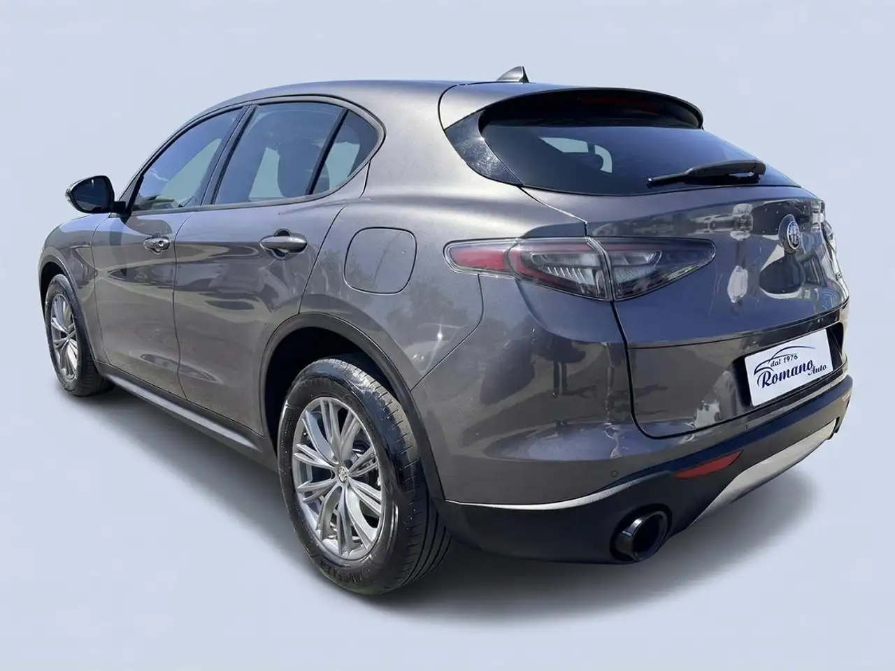 Alfa Romeo Stelvio 2023