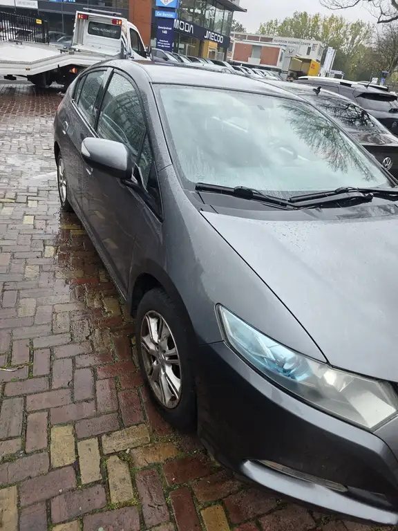 Honda Insight 2011 из Европы — купить под ключ