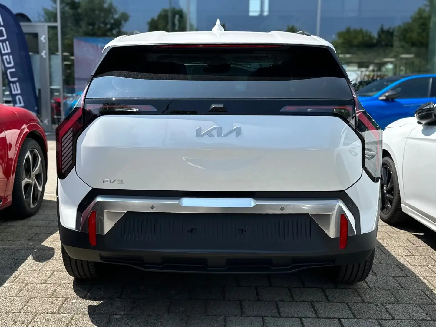 Kia EV3 58,3 kWh FWD AIR **NEUES MODELL**Bestell Weiß - 2