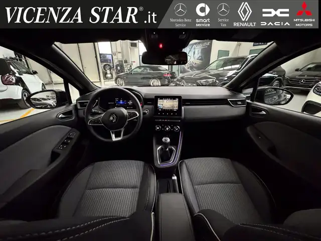 Renault Clio view 7