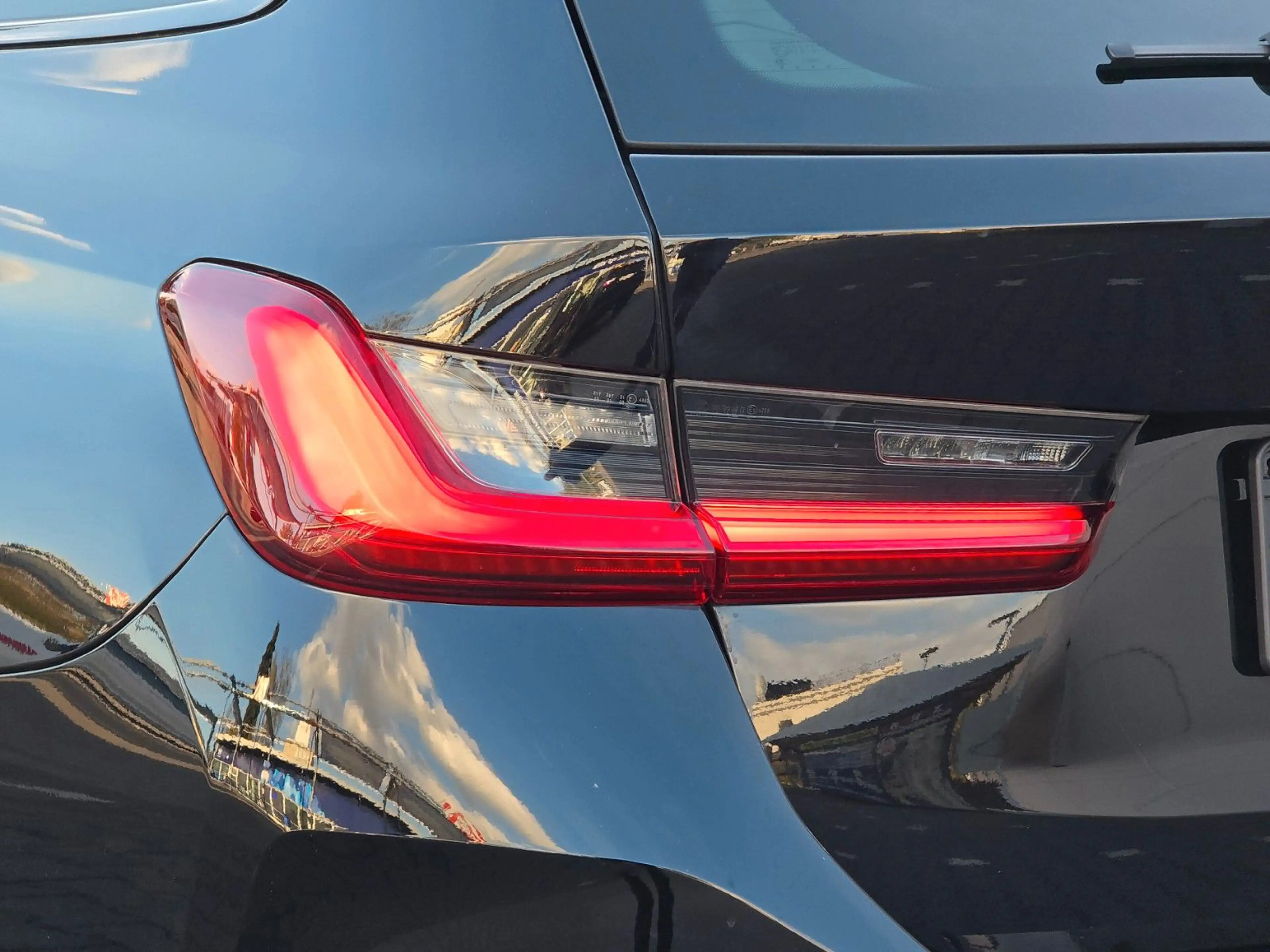 BMW 318 (Led/Kamera/LCI) — photo 6