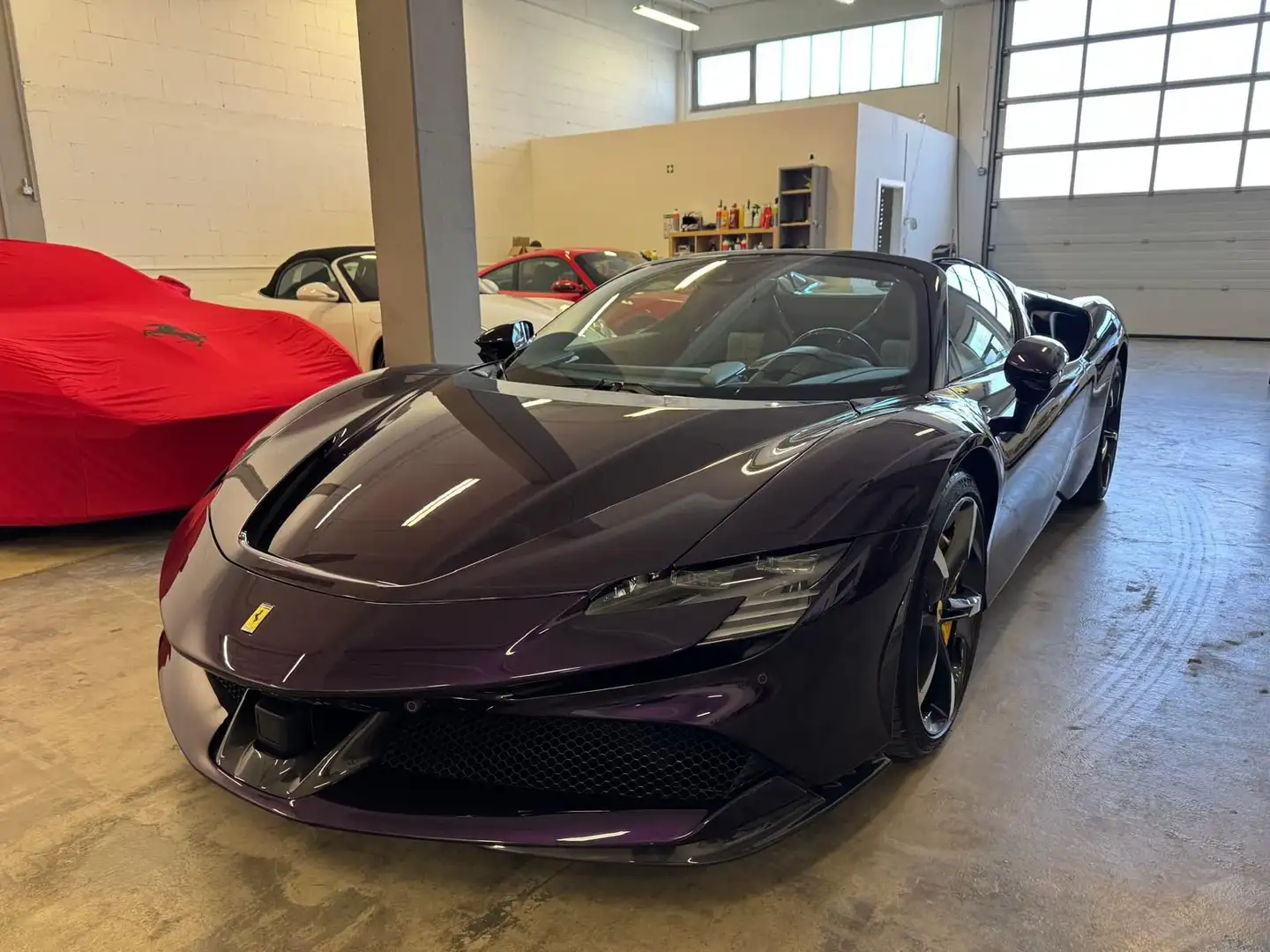 Ferrari SF90 Spider Violet - 2