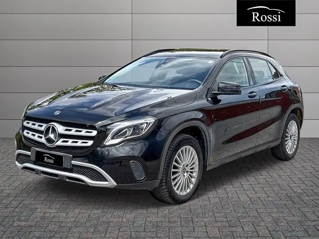 Mercedes-Benz GLA 200 d Sport auto