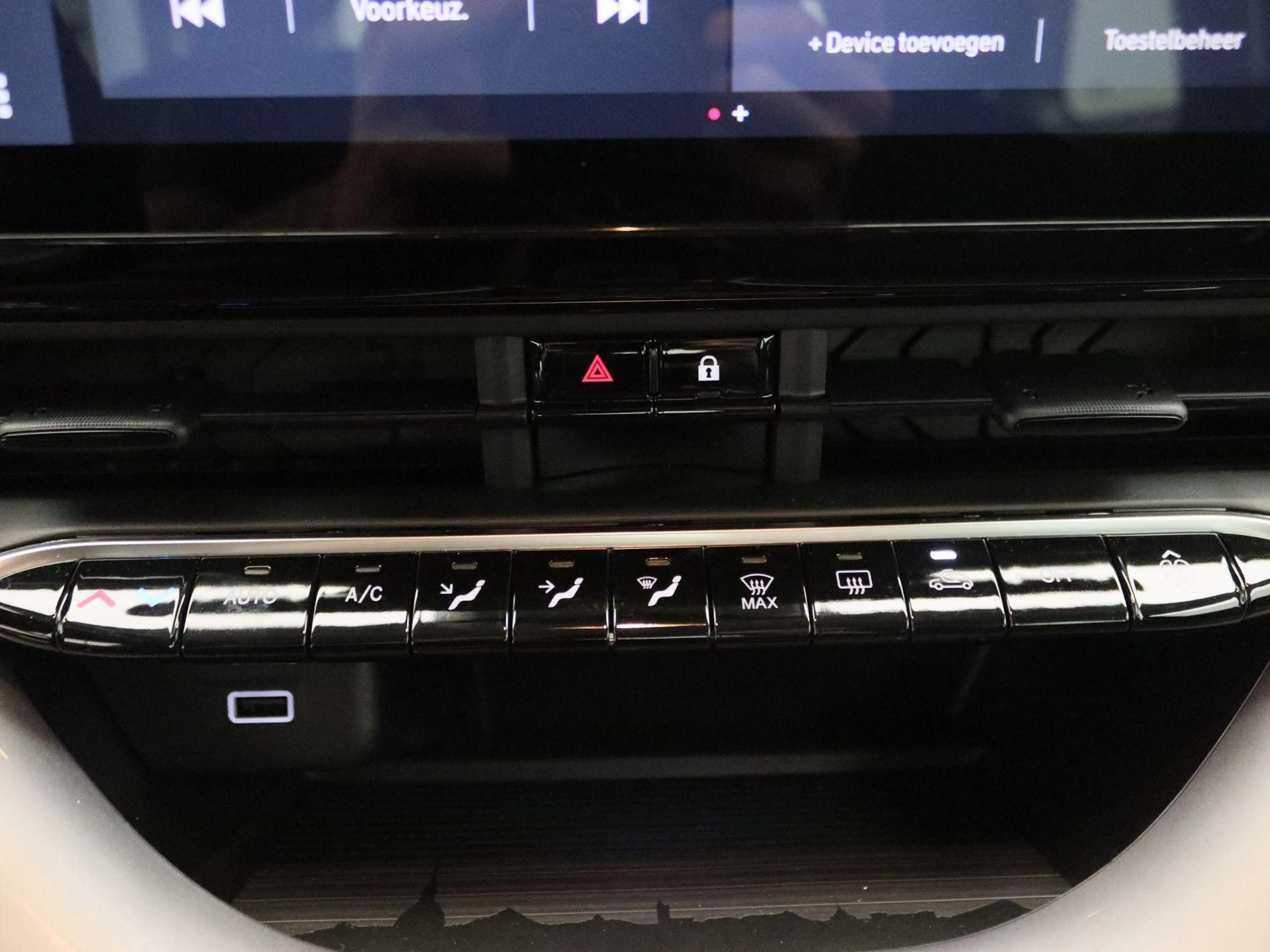 Fiat 500e 42 kWh LMV — photo 10