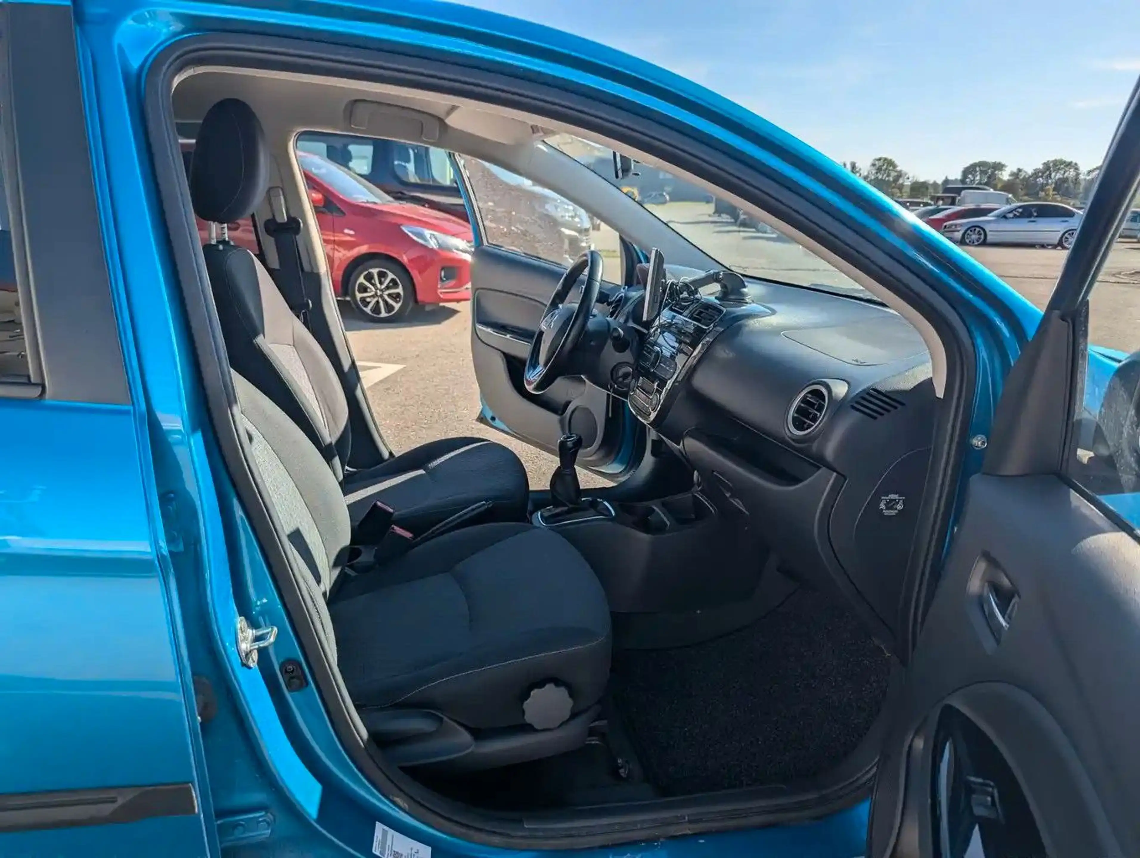 Mitsubishi Space Star Diamant Edition+ 1.Hand gepflegt — photo 14