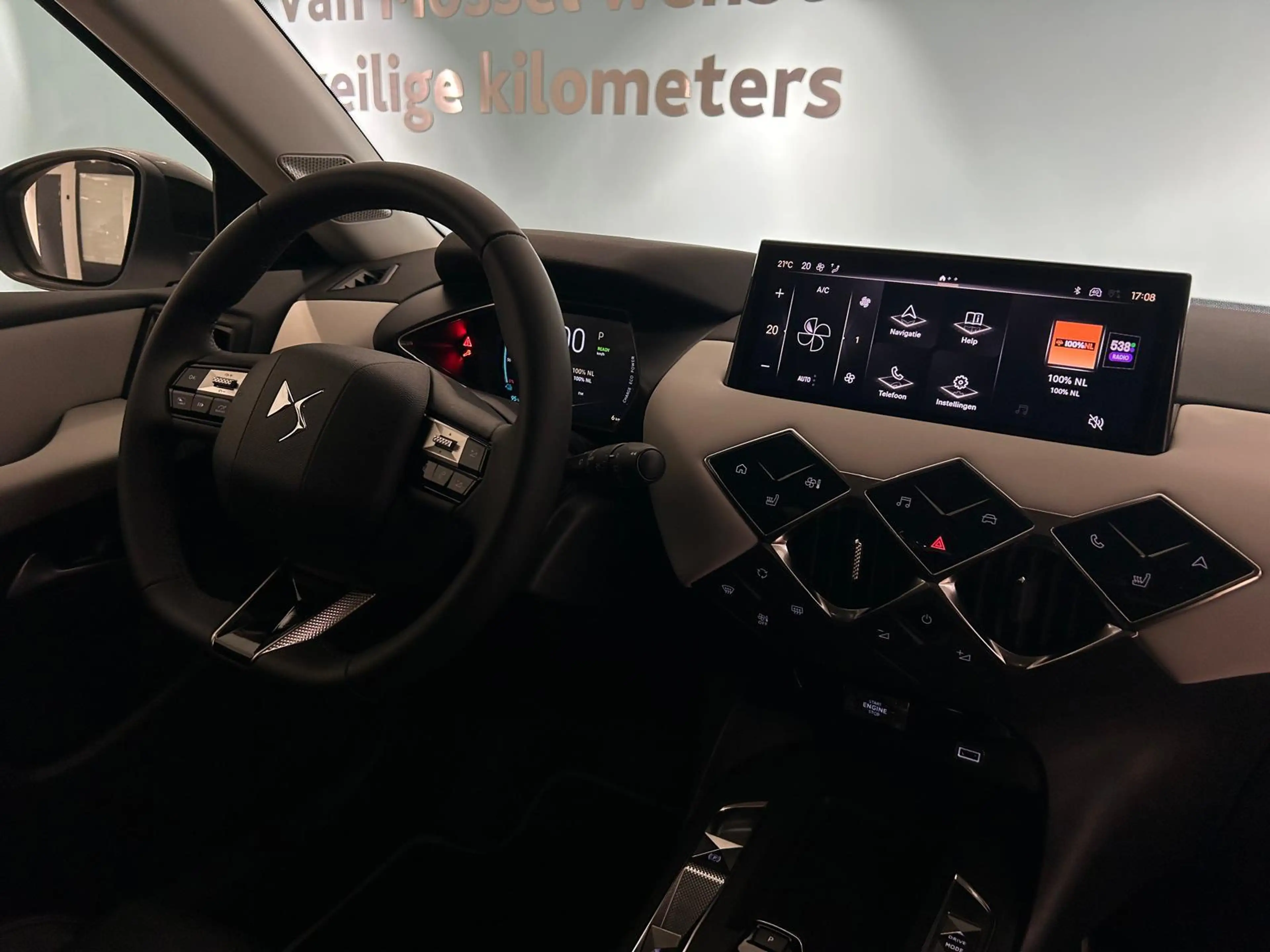DS Automobiles DS 3 E-Tense Esprit De Voyage 54 kWh PACK DRIVE 1 | LED — photo 6