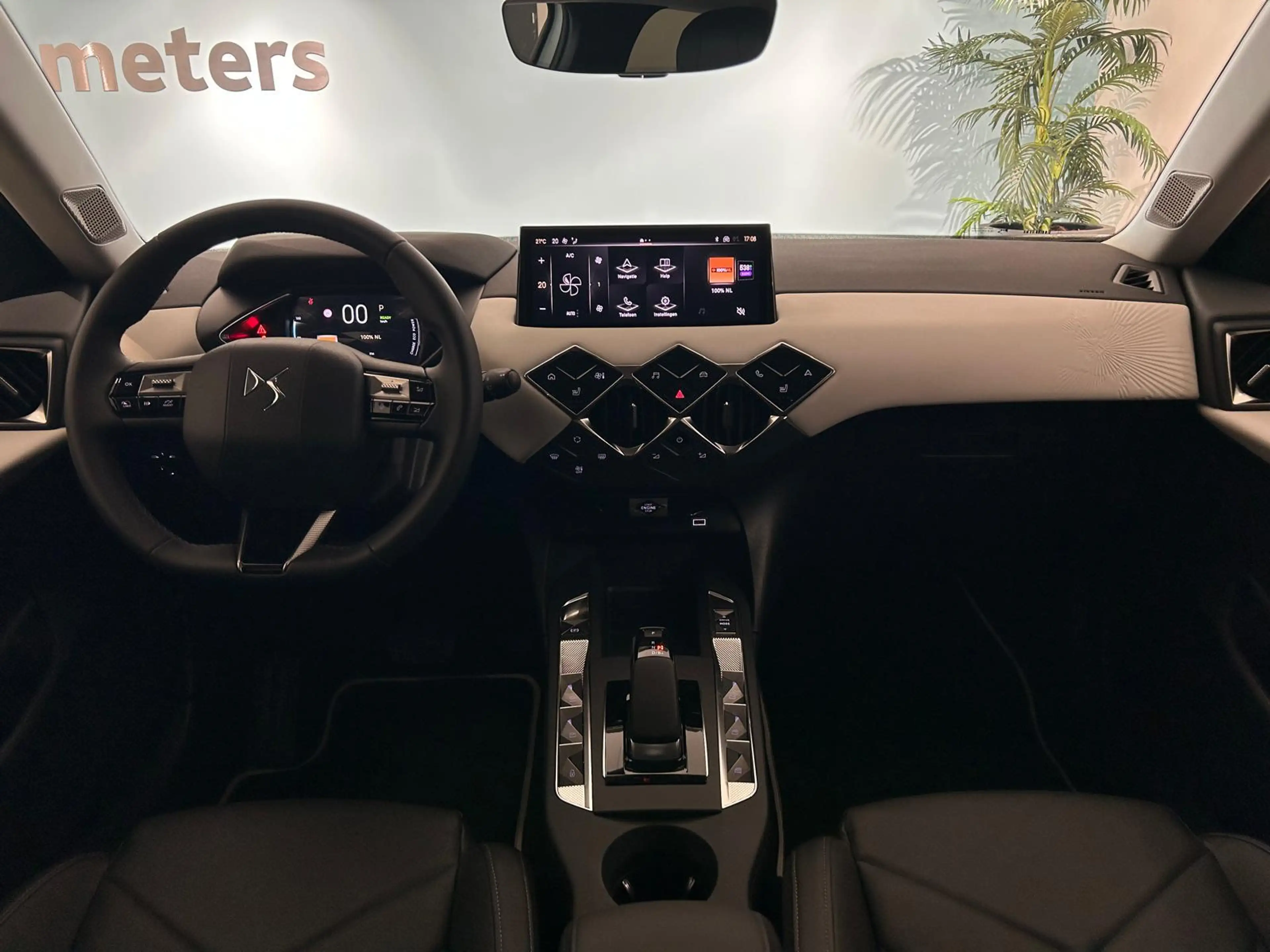 DS Automobiles DS 3 E-Tense Esprit De Voyage 54 kWh PACK DRIVE 1 | LED — photo 3