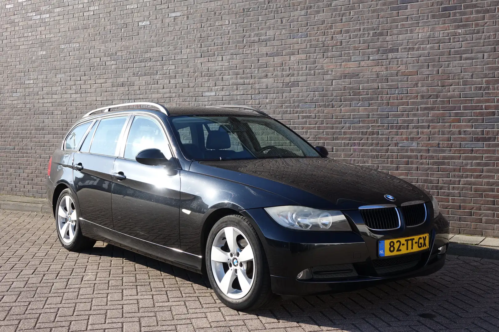 BMW 318 3-serie Touring 318i Business Line, leder interieu Zwart - 2