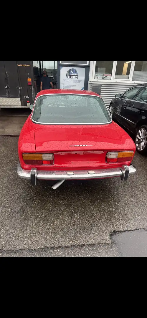 Alfa Romeo GT 2000 Bertone Rot - 2