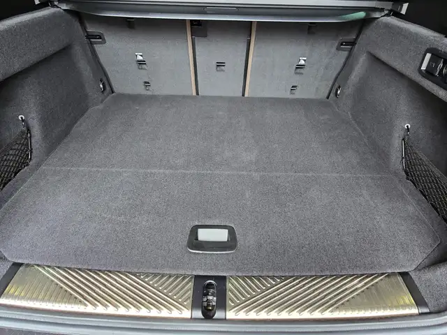 BMW 520 d xDrive Touring -Modell G61 M-Aerodynamikpaket Ansicht 36