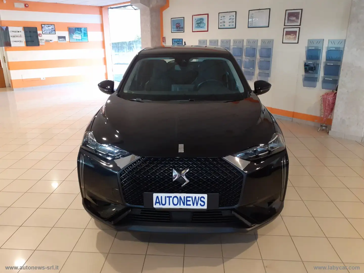 DS Automobiles DS 3 DS 3 PureTech 130 BASTILLE BUSINESS PARI AL NUOVO Zwart - 2