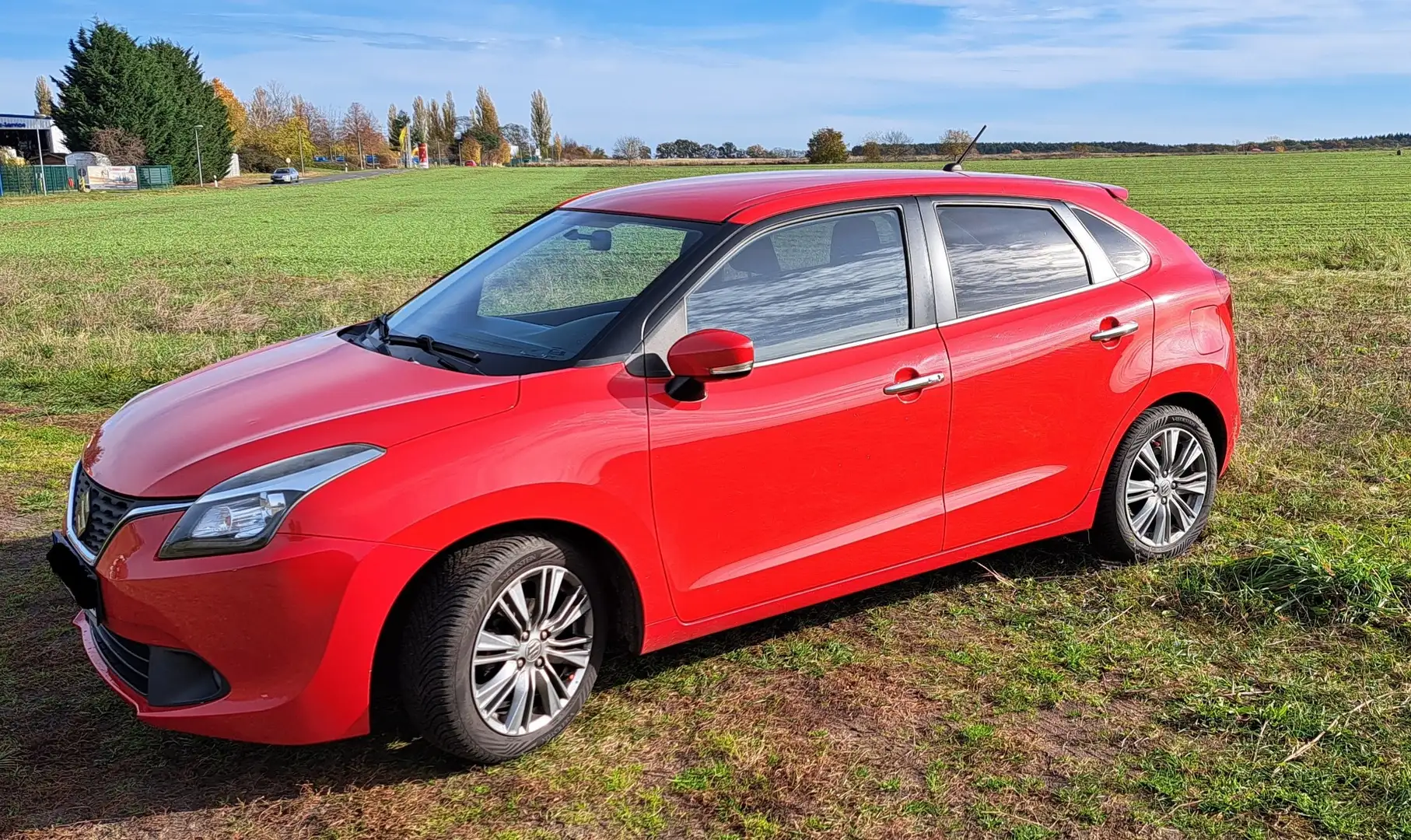 Suzuki Baleno 1.2 Dualjet (SHVS) Hybrid Comfort Rot - 1