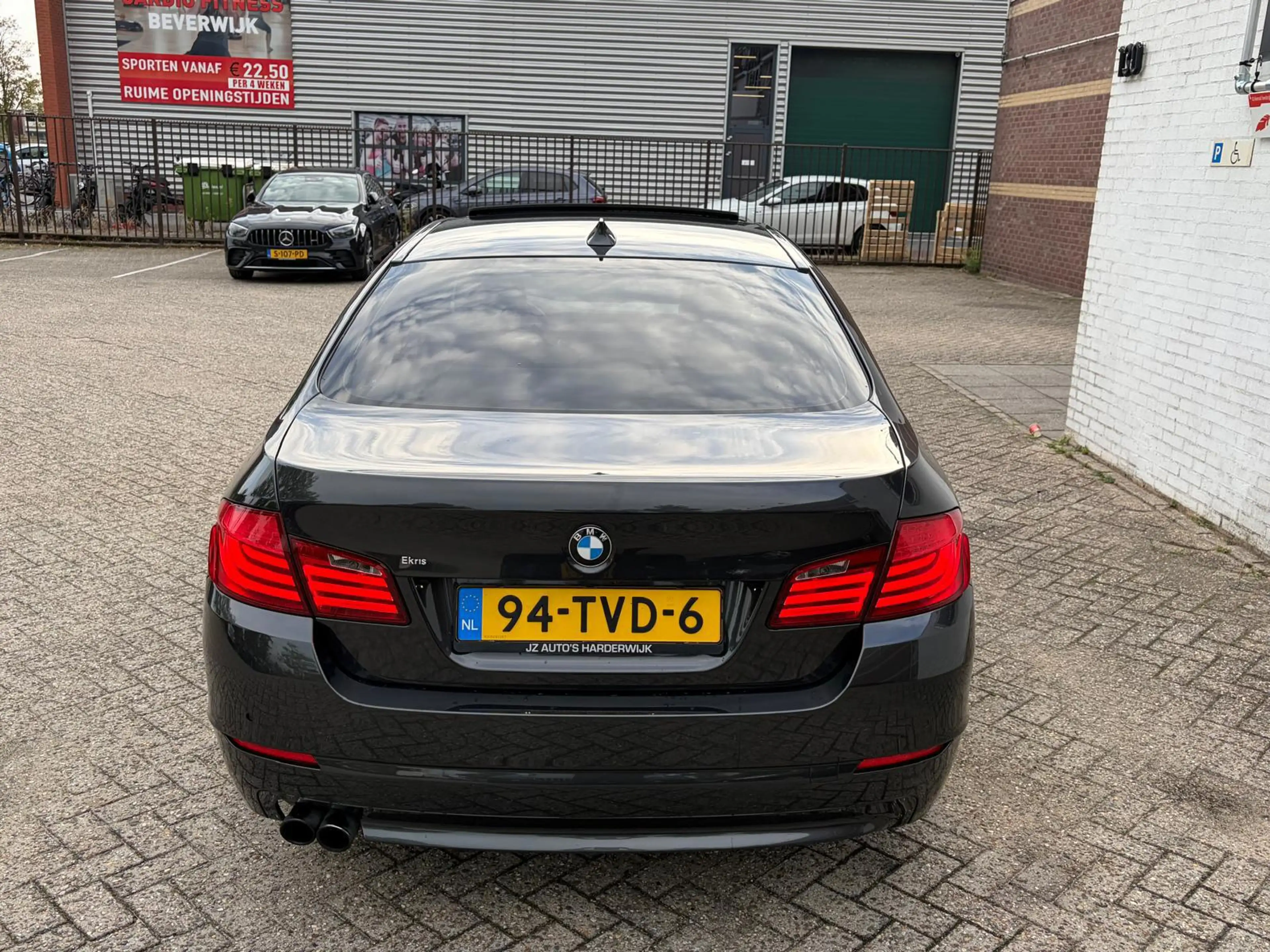 BMW 528 5-serie 528i High Executive - VOL OPTIES - RIJDT & — photo 5