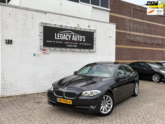 BMW 528 5-serie 528i High Executive - VOL OPTIES - RIJDT &