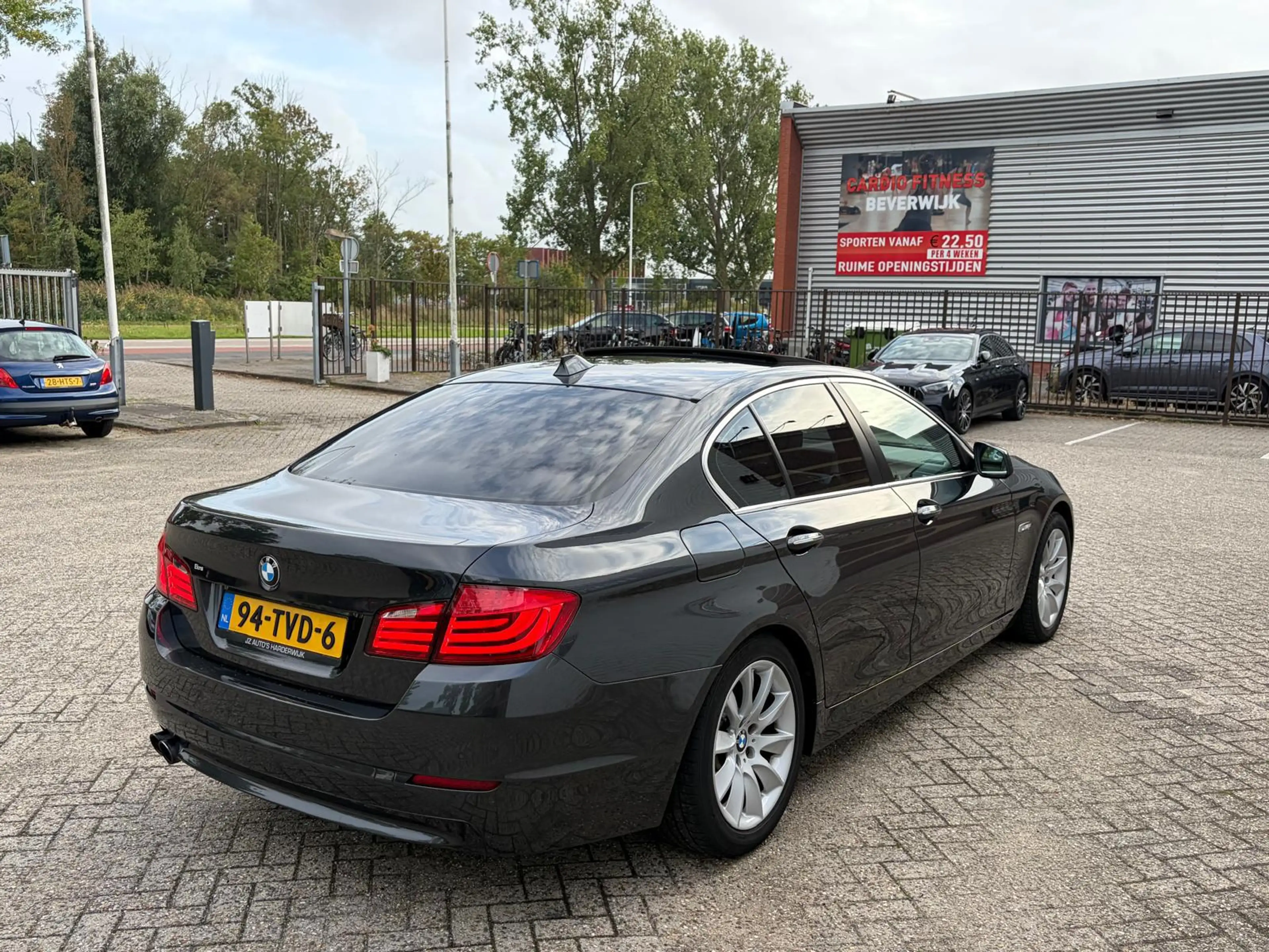 BMW 528 5-serie 528i High Executive - VOL OPTIES - RIJDT & — photo 6