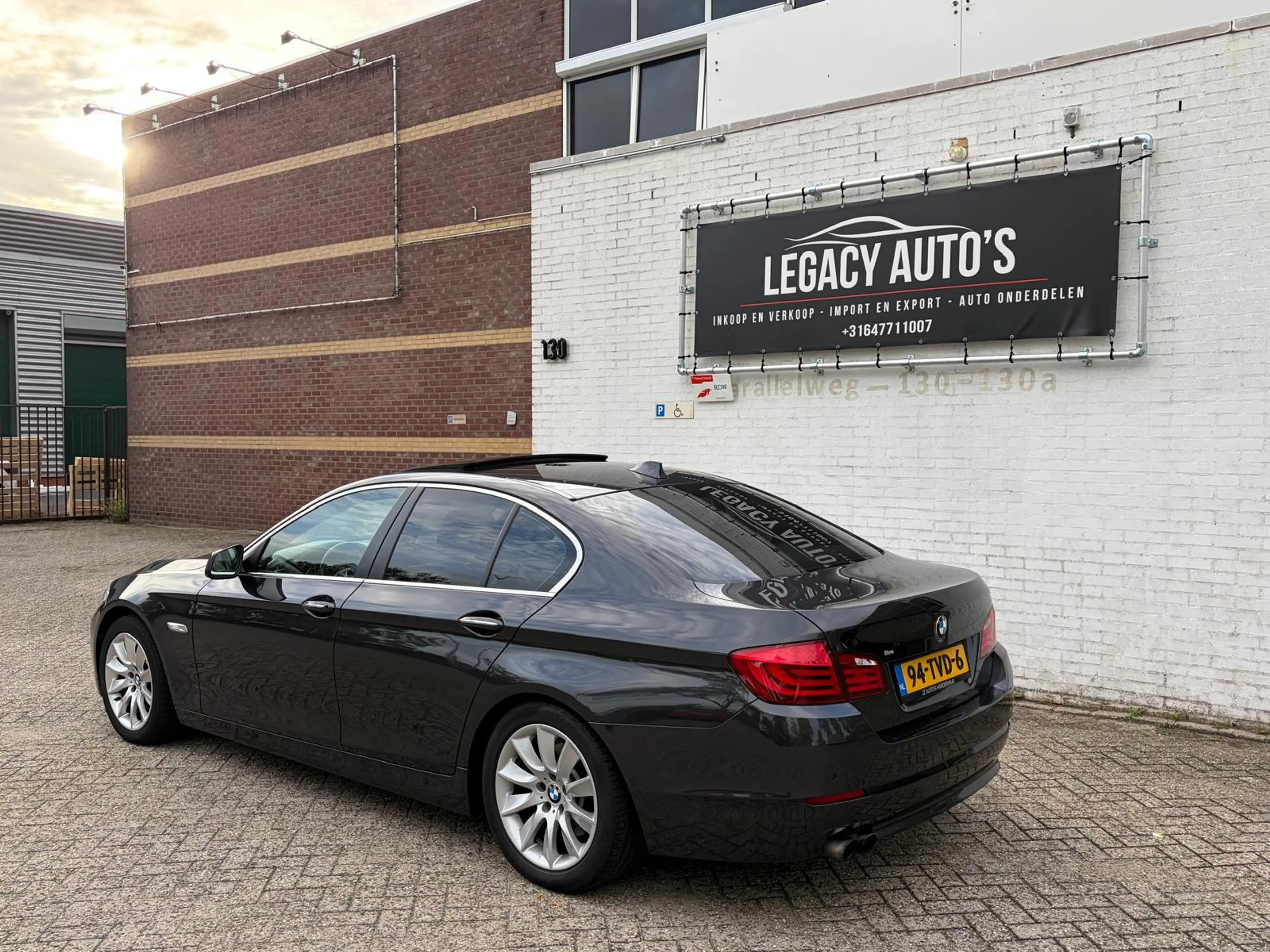 BMW 528 5-serie 528i High Executive - VOL OPTIES - RIJDT & — photo 4