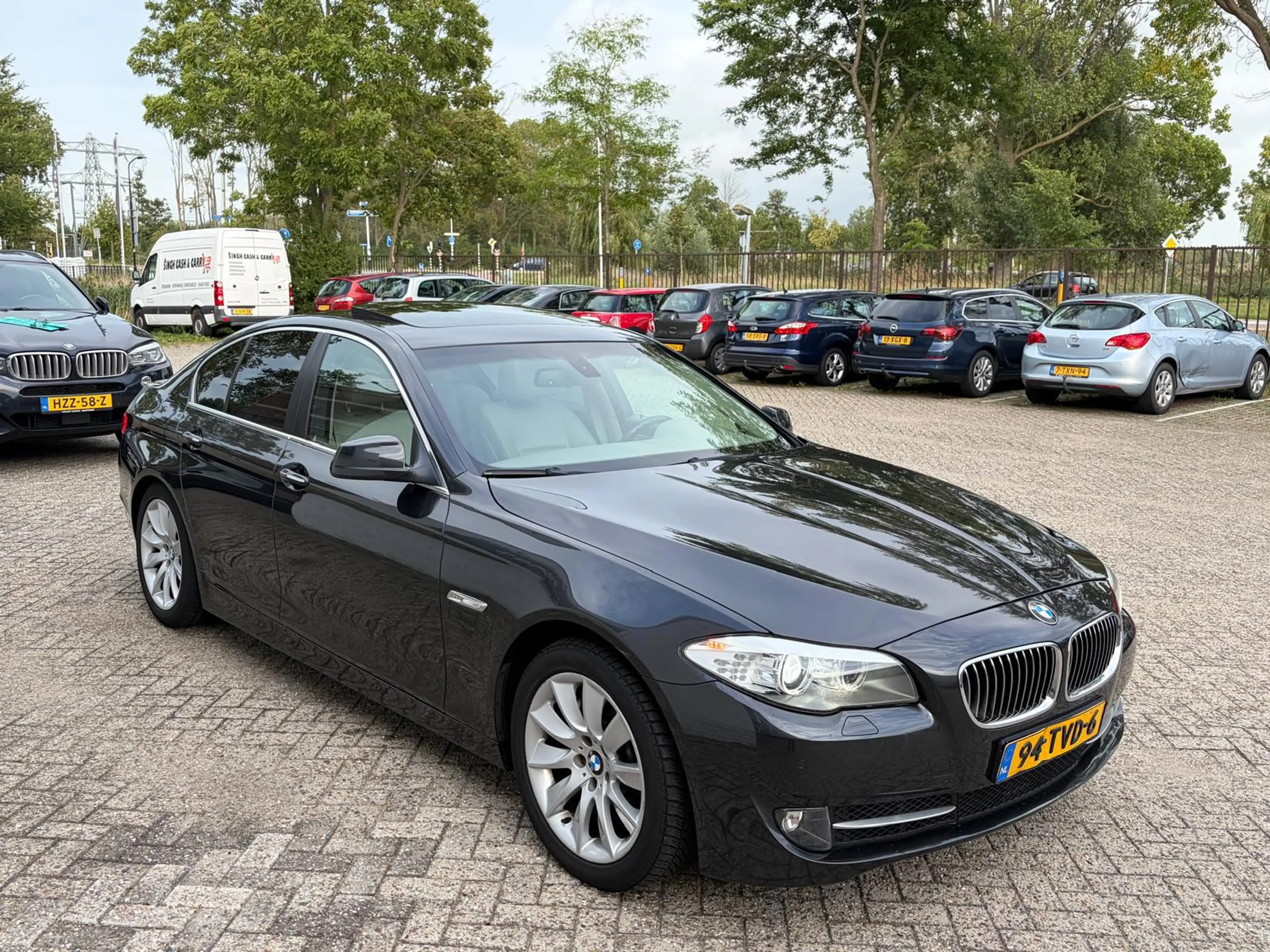BMW 528 5-serie 528i High Executive - VOL OPTIES - RIJDT & — photo 7