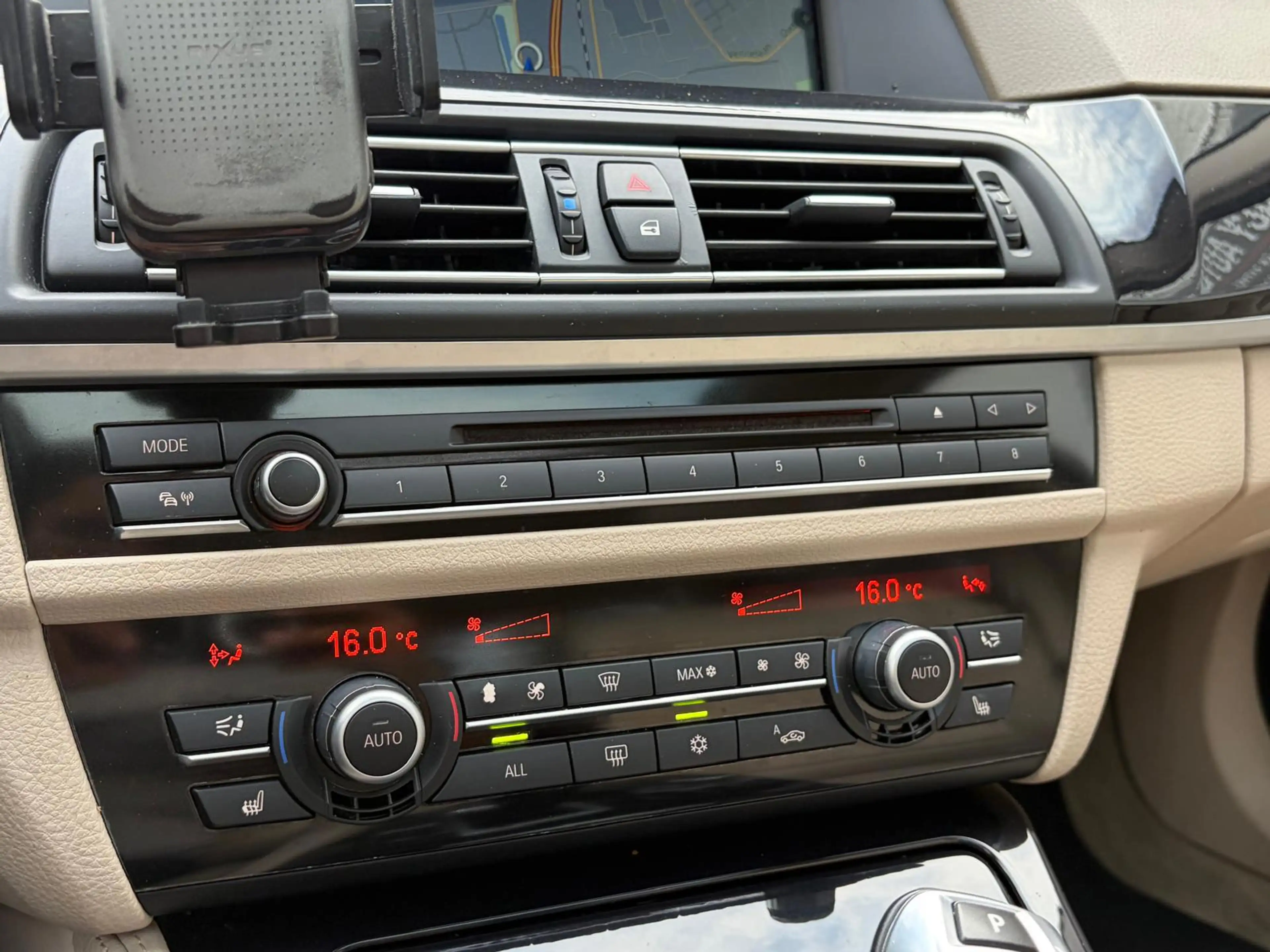 BMW 528 5-serie 528i High Executive - VOL OPTIES - RIJDT & — photo 20